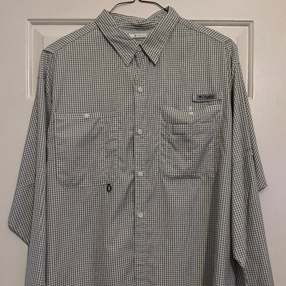 EUC XXL Columbia PFG shirt